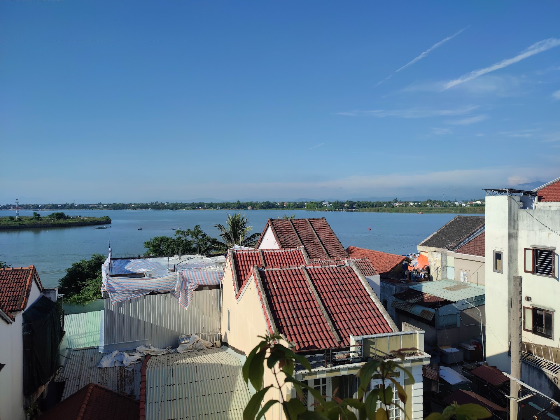 O prato que só existe em Hội An — e por que nenhuma outra cidade do mundo consegue copiar