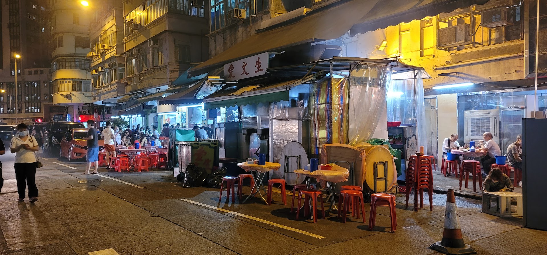Hong Kong sem pressa: perambulando pelos dai pai dong de Central