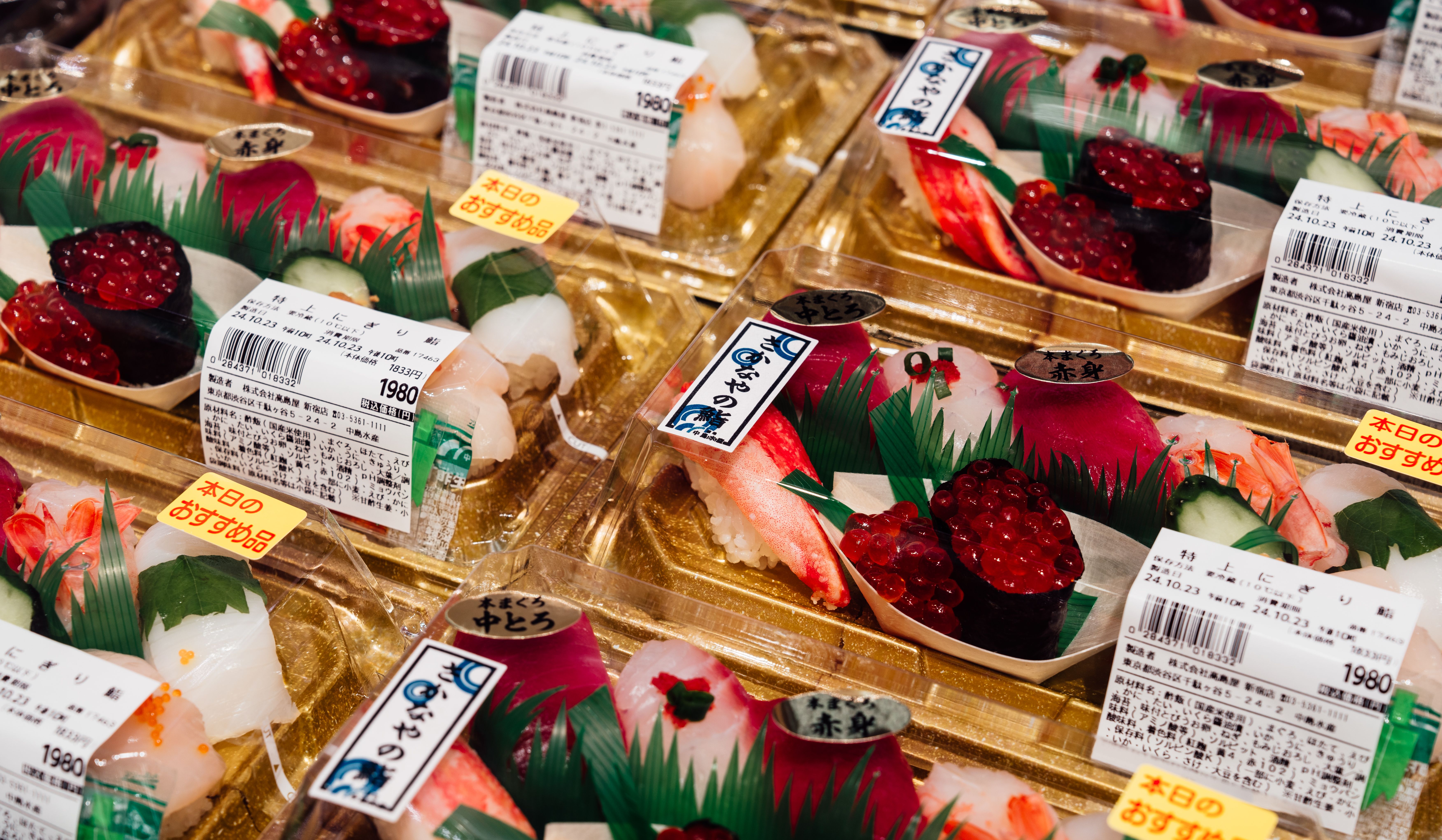 Mercado Nishiki em Kyoto às 8h: o que aparece antes da multidão chegar