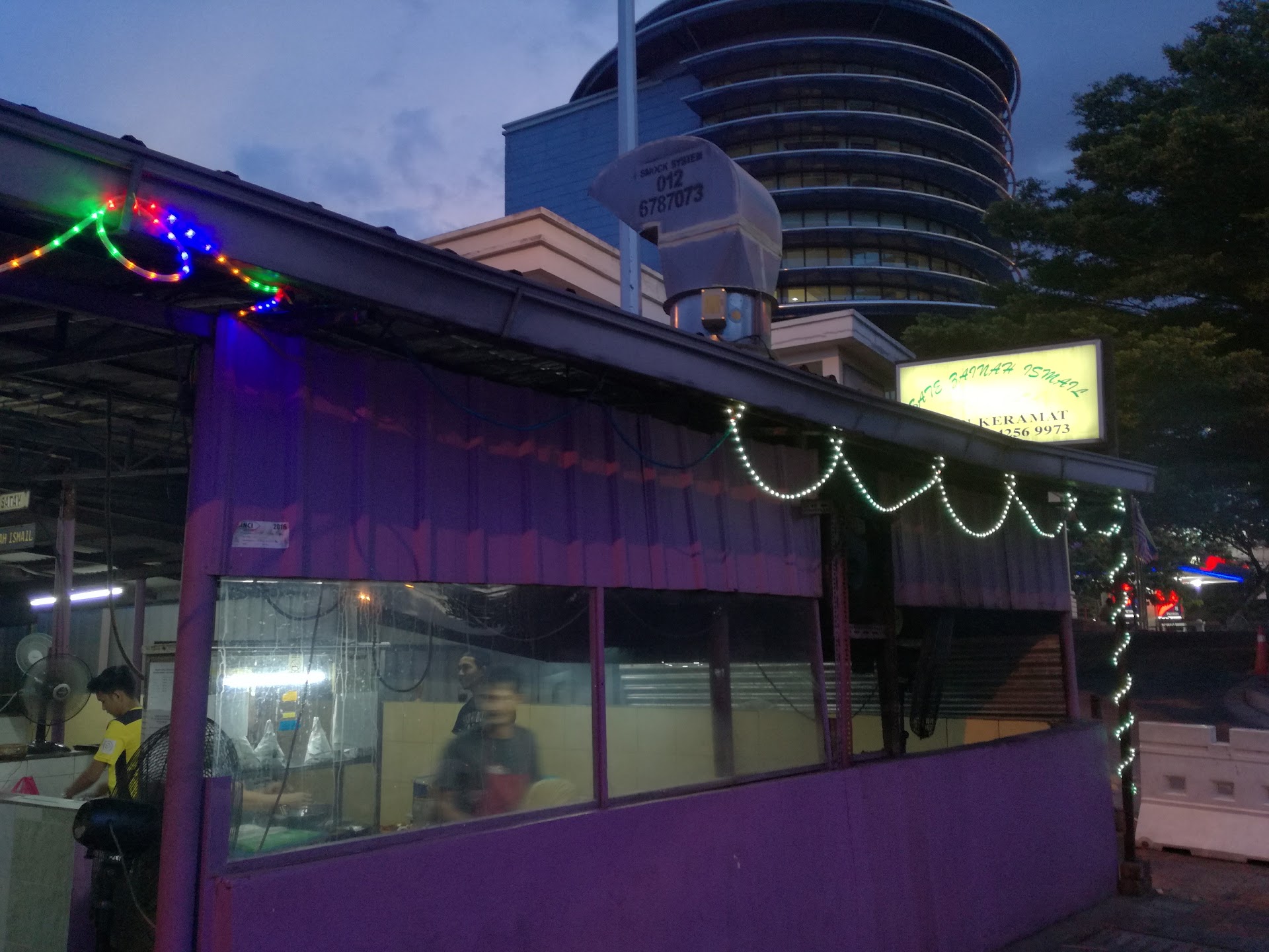 Jalan Alor: O Paraíso da Comida de Rua em Kuala Lumpur