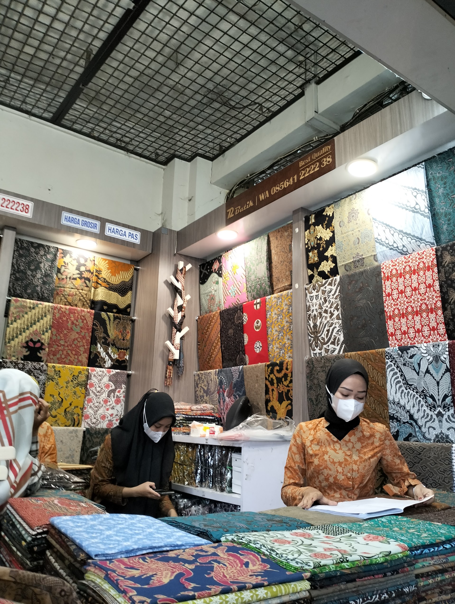 Mercado Beringharjo, Yogyakarta — o cheiro de gudeg às 7h da manhã